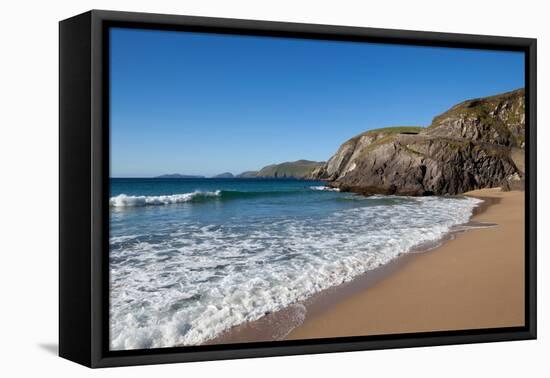 Coumeenoole Beach; Slea Head; Dingle Peninsula; County Kerry; Ireland-null-Framed Premier Image Canvas