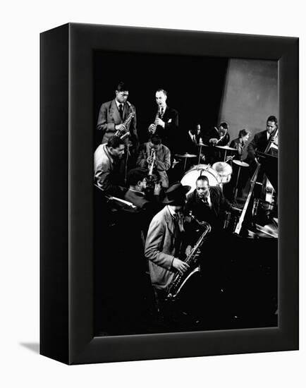 Count Basie at Piano, Lester Young on Sax, Dizzy Gellespie, Mezzrow on Clarinet, Gjon Mili's Studio-Gjon Mili-Framed Premier Image Canvas