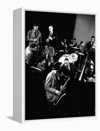 Count Basie at Piano, Lester Young on Sax, Dizzy Gellespie, Mezzrow on Clarinet, Gjon Mili's Studio-Gjon Mili-Framed Premier Image Canvas