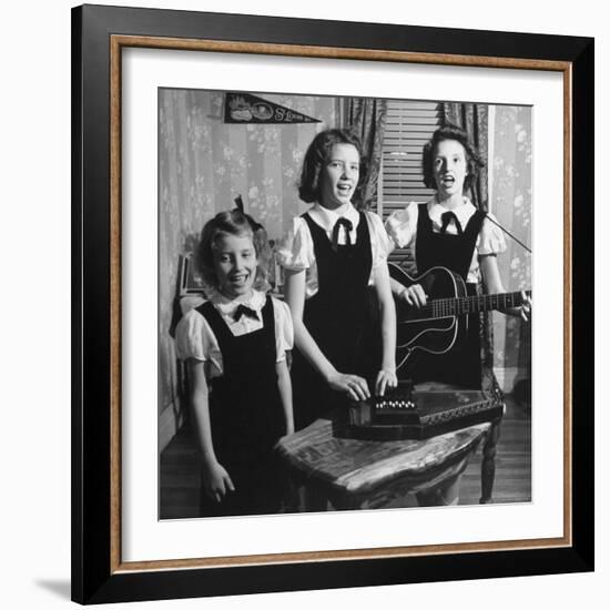 Country Western Singing Carter Sisters Anita, June and Helen, Singing, Playing Autoharp and Guitar-Eric Schaal-Framed Premium Photographic Print