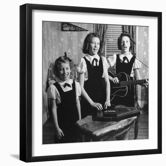 Country Western Singing Carter Sisters Anita, June and Helen, Singing, Playing Autoharp and Guitar-Eric Schaal-Framed Premium Photographic Print