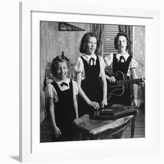 Country Western Singing Carter Sisters Anita, June and Helen, Singing, Playing Autoharp and Guitar-Eric Schaal-Framed Premium Photographic Print