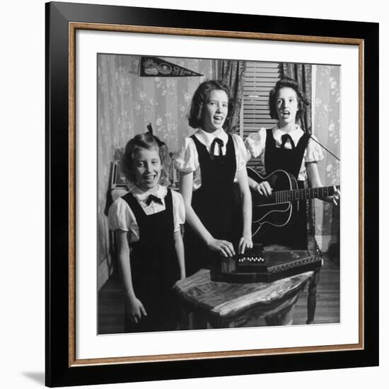 Country Western Singing Carter Sisters Anita, June and Helen, Singing, Playing Autoharp and Guitar-Eric Schaal-Framed Premium Photographic Print