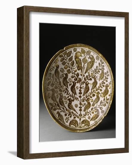 Coupe aux aigles-null-Framed Giclee Print