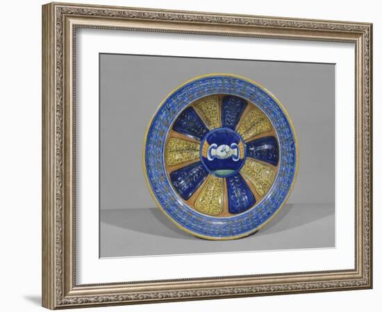 Coupe; "Deux mains d'alliance"-null-Framed Giclee Print