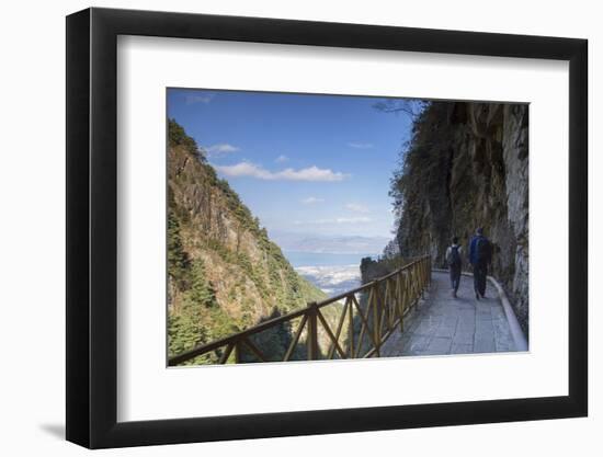 Couple hiking in Cang Mountains, Dali, Yunnan, China, Asia-Ian Trower-Framed Photographic Print