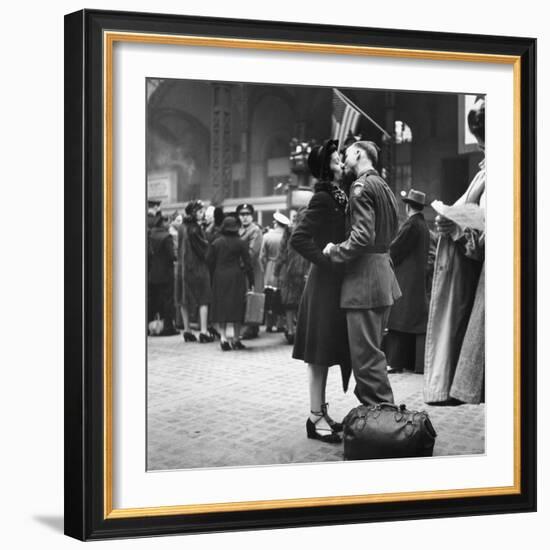 Couple in Penn Station Sharing Farewell Kiss Before He Ships Off to War During WWII-Alfred Eisenstaedt-Framed Photographic Print