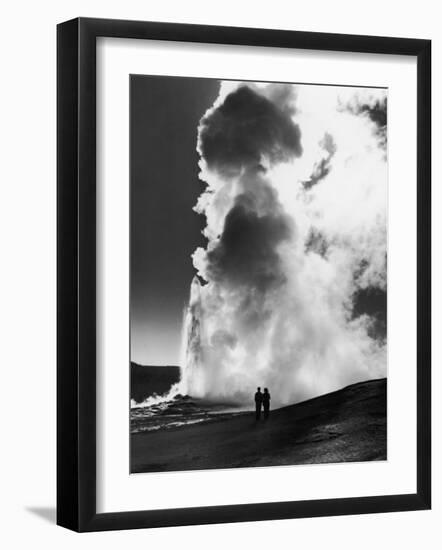 Couple Looking at Geyser Old Faithful at Yellowstone National Park-Alfred Eisenstaedt-Framed Photographic Print