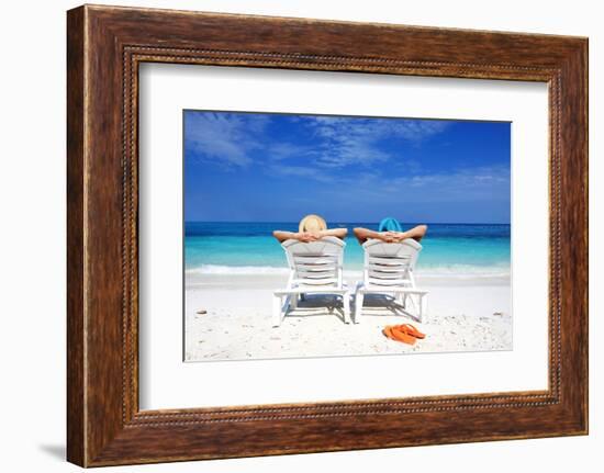 Couple On A Tropical Beach-haveseen-Framed Photographic Print