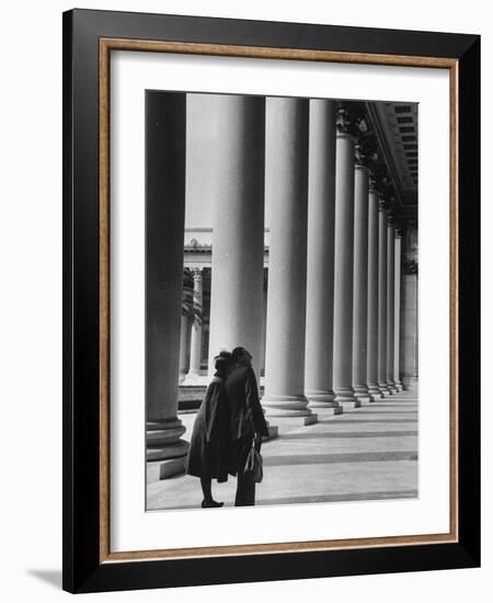 Couple Sightseeing in Italy-Carl Mydans-Framed Photographic Print