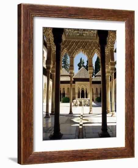 Court of the Lions, Alhambra Palace, Unesco World Heritage Site, Andalucia (Andalusia), Spain-James Emmerson-Framed Photographic Print