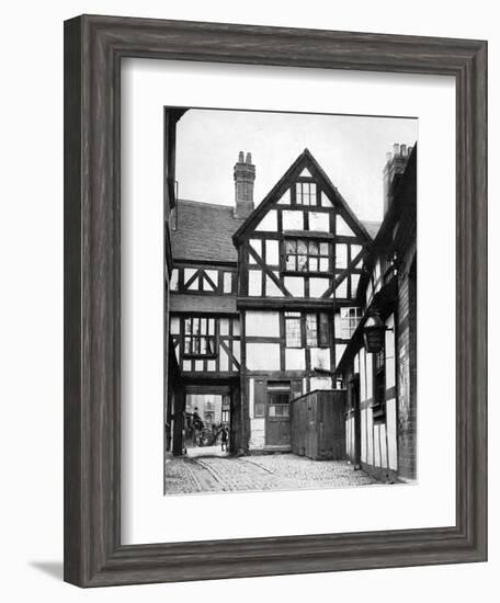 Courtyard of the Unicorn Inn, Shrewsbury, Shropshire, England, 1924-1926-Herbert Felton-Framed Giclee Print
