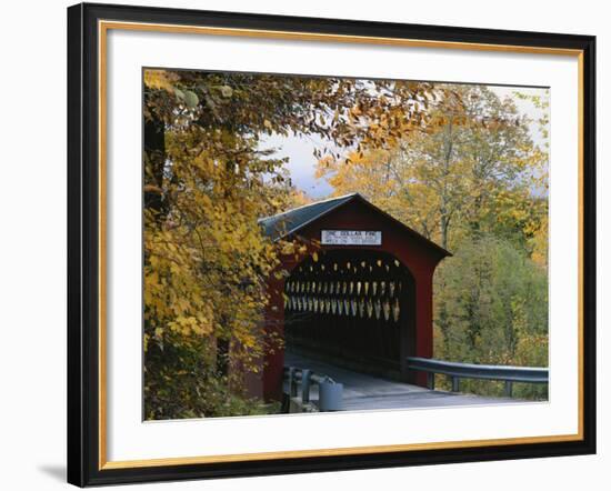 Covered Bridge with Fall Foliage, Battenkill, Chisleville Bridge, Vermont, USA-Scott T^ Smith-Framed Photographic Print