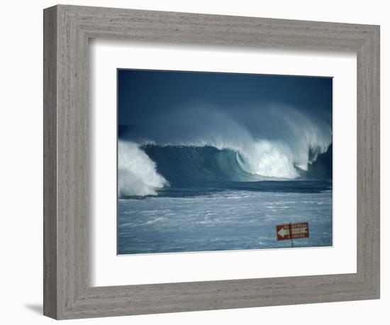 Crashing Waves, Oahu, Hawaii-Bill Romerhaus-Framed Photographic Print