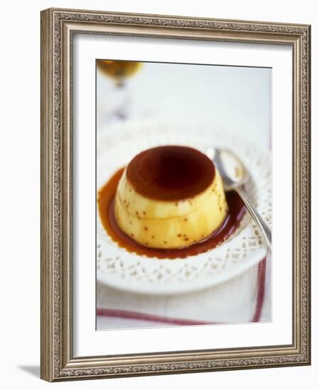 Creme Caramel-Tara Fisher-Framed Photographic Print