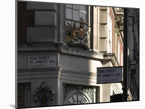 Crest, Fortnum and Mason, Piccadilly, London-Richard Bryant-Mounted Photographic Print