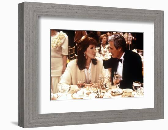 Crimes and delits CRIMES AND MISDEMEANORS, 1989 by WOODY ALLEN with Anjelica Huston and Alan Alda (-null-Framed Photo