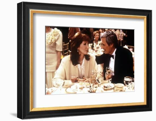 Crimes and delits CRIMES AND MISDEMEANORS, 1989 by WOODY ALLEN with Anjelica Huston and Alan Alda (-null-Framed Photo