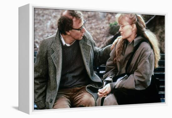 Crimes and delits CRIMES AND MISDEMEANORS, 1989 by WOODY ALLEN with Woody Allen and Mia Farrow (pho-null-Framed Stretched Canvas