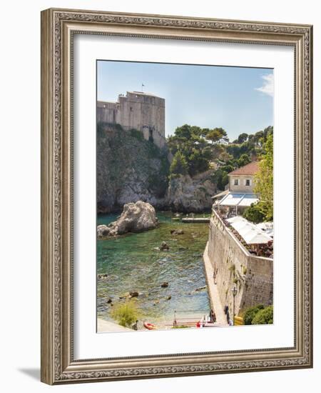 Croatia, Dubrovnik. Restaurant outside walled old city. St. Lawrence Fort.-Trish Drury-Framed Photographic Print