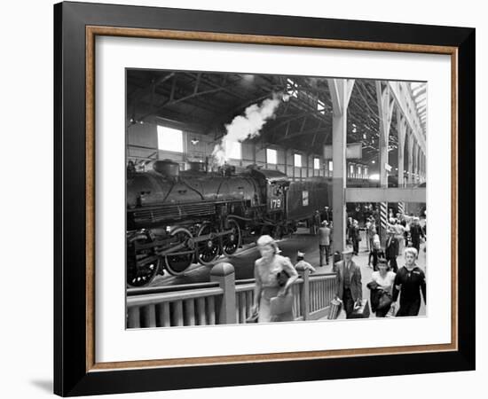 Cross Country Travel-Sam Shere-Framed Photographic Print