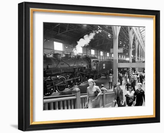 Cross Country Travel-Sam Shere-Framed Photographic Print