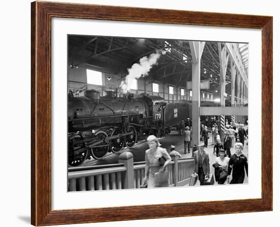 Cross Country Travel-Sam Shere-Framed Photographic Print