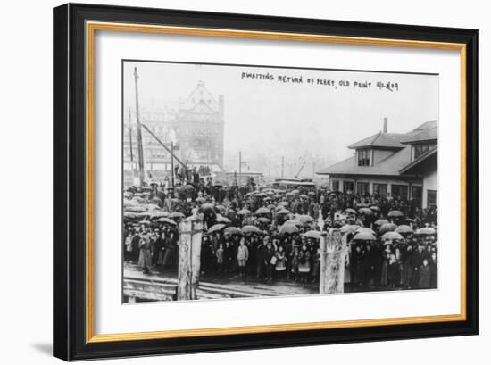 Crow Awaiting the Return of the Fleet Photograph - Norfolk, VA-Lantern Press-Framed Art Print