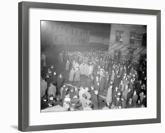 Crowd awaiting survivors from the Titanic, 1912-null-Framed Photographic Print