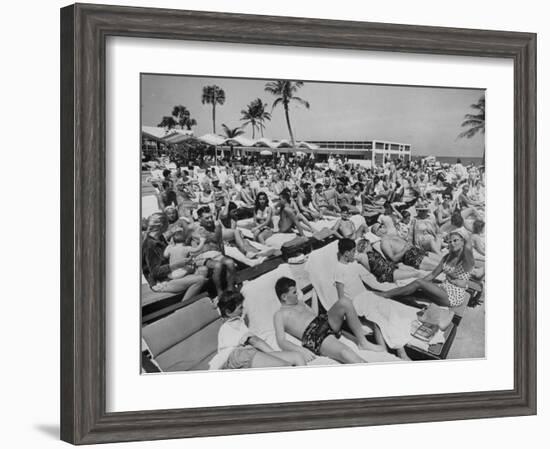 Crowded Beach-null-Framed Photographic Print