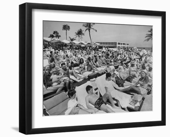 Crowded Beach-null-Framed Photographic Print