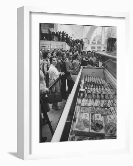 Crowds Checking Out Frozen Foods at the Us Exhibit, During the Poznan Fair-Lisa Larsen-Framed Photographic Print