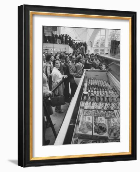 Crowds Checking Out Frozen Foods at the Us Exhibit, During the Poznan Fair-Lisa Larsen-Framed Photographic Print