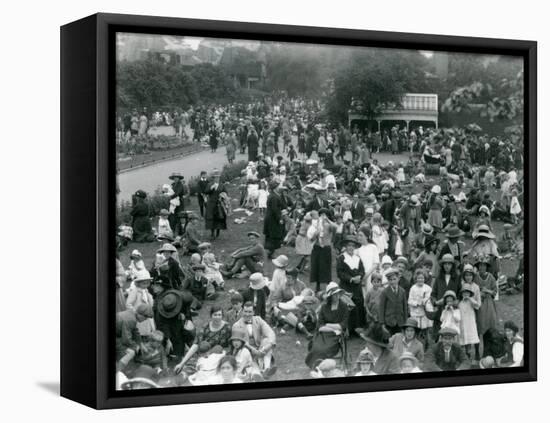 Crowds of Visitors at London Zoo, August Bank Holiday, 1922-Frederick William Bond-Framed Premier Image Canvas