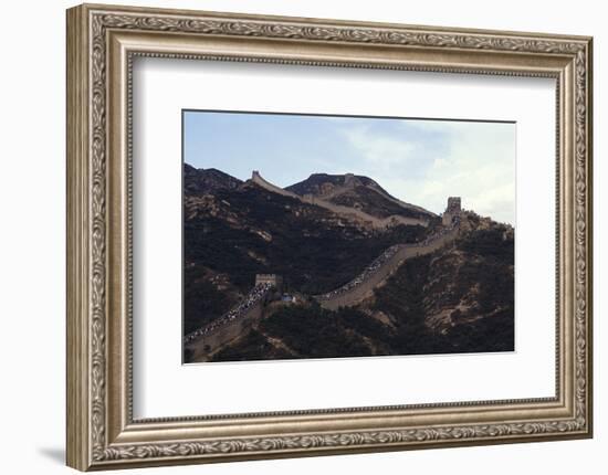 Crowds on the Great Wall of China-null-Framed Premium Giclee Print