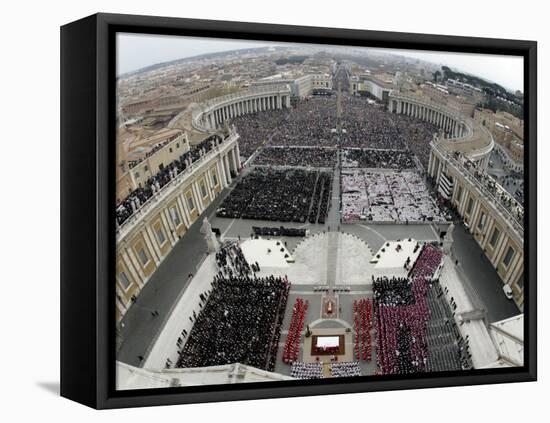 Crowds Pack St. Peter's Square at the Vatican-null-Framed Premier Image Canvas