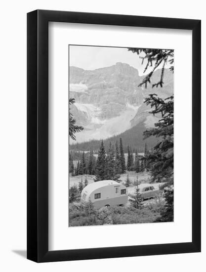 Crowfoot Glacier from Icefields Parkway-Philip Gendreau-Framed Photographic Print