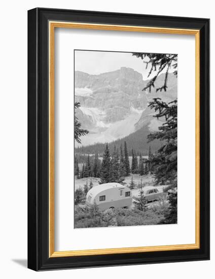 Crowfoot Glacier from Icefields Parkway-Philip Gendreau-Framed Photographic Print