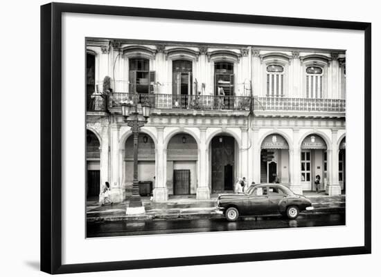 Cuba Fuerte Collection B&W - Vintage Car in Havana-Philippe Hugonnard-Framed Photographic Print