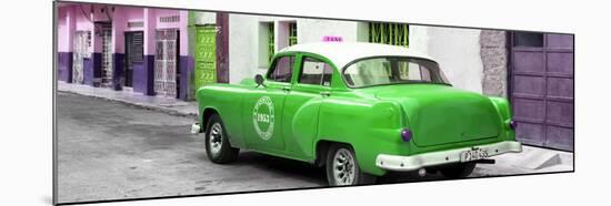 Cuba Fuerte Collection Panoramic - Green Taxi Pontiac 1953-Philippe Hugonnard-Mounted Photographic Print