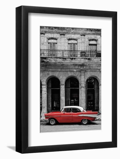 Cuba, La Habana Vieja (Old Havana), classic 1950's American Car-Alan Copson-Framed Photographic Print
