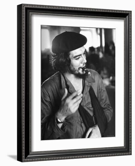 Cuban Rebel Ernesto "Che" Guevara, Left Arm in a Sling, Talking with Unseen Person-Joe Scherschel-Framed Premium Photographic Print