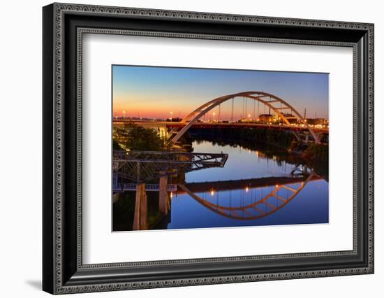 Cumberland River and Gateway Bridge, Nashville, Tennessee, United States of America, North America-Richard Cummins-Framed Photographic Print