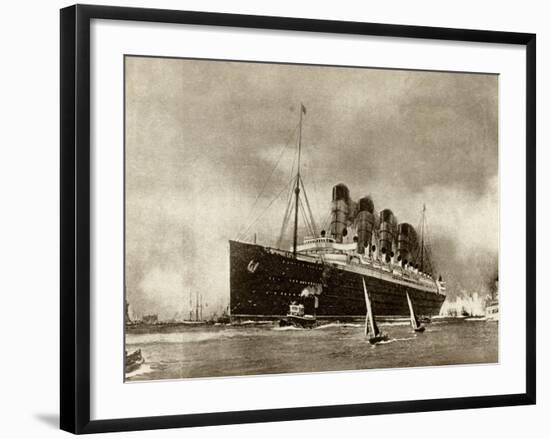 Cunard Liner Lusitania 1915-null-Framed Photographic Print