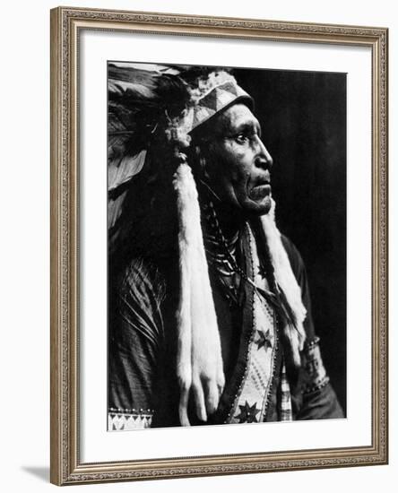 Curtis: Raven Blanket, 1910-Edward S^ Curtis-Framed Photographic Print