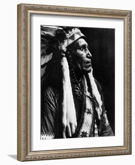 Curtis: Raven Blanket, 1910-Edward S^ Curtis-Framed Photographic Print