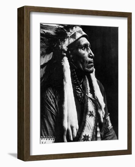 Curtis: Raven Blanket, 1910-Edward S^ Curtis-Framed Photographic Print