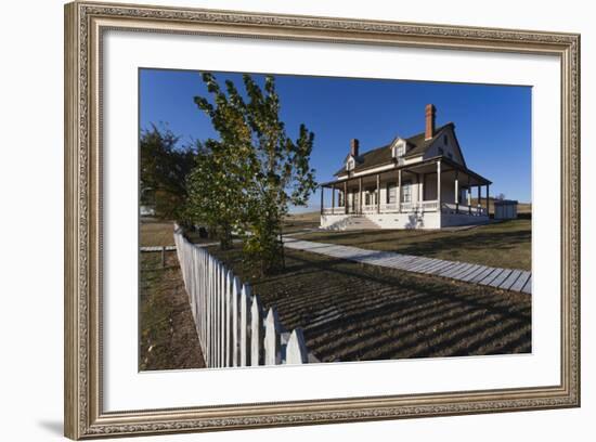 Custer House, Fort Abraham Lincoln Sp, Mandan, North Dakota, USA-Walter Bibikow-Framed Photographic Print