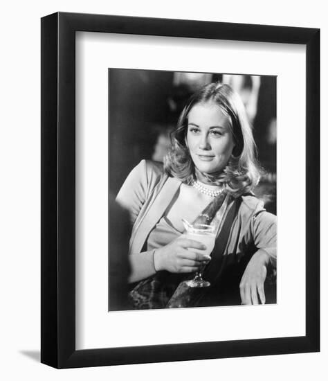 Cybill Shepherd-null-Framed Photo