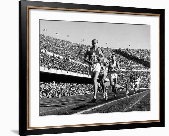 Czech Track and Field Gold Medalist Emil Zatopek, Leading Pack, Competing in 1952 Olympic Games-Mark Kauffman-Framed Premium Photographic Print